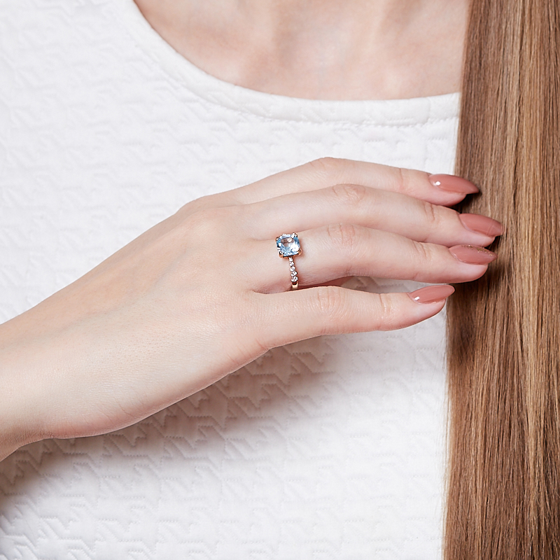 Кольцо топаз голубой Бразилия (серебро 925 пр. позолота) огранка размер 18