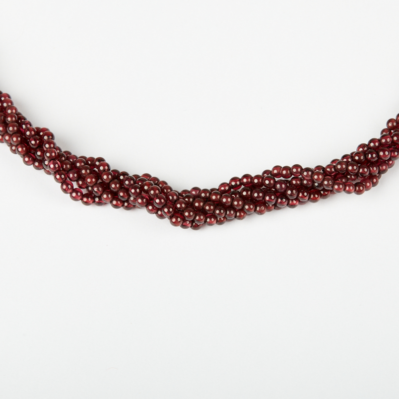 Бусы гранат альмандин Индия (сталь хир.) 2&nbsp;мм 46&nbsp;см (+7&nbsp;см)