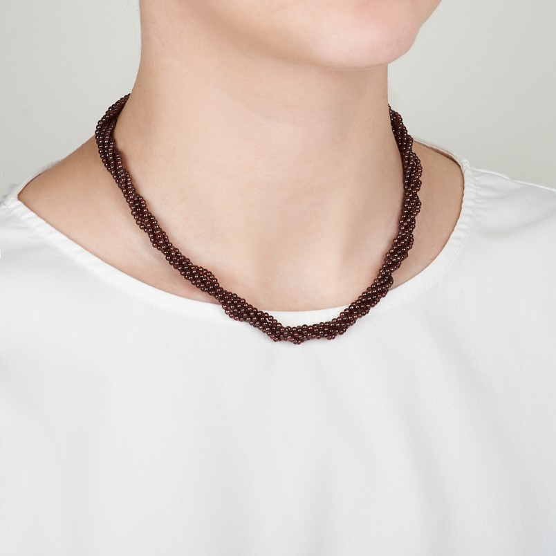 Бусы гранат альмандин Индия (сталь хир.) 2&nbsp;мм 46&nbsp;см (+7&nbsp;см)