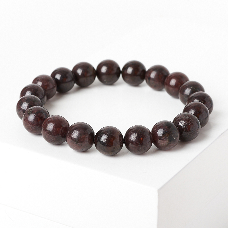 Браслет гранат альмандин Индия 10 мм 19 см