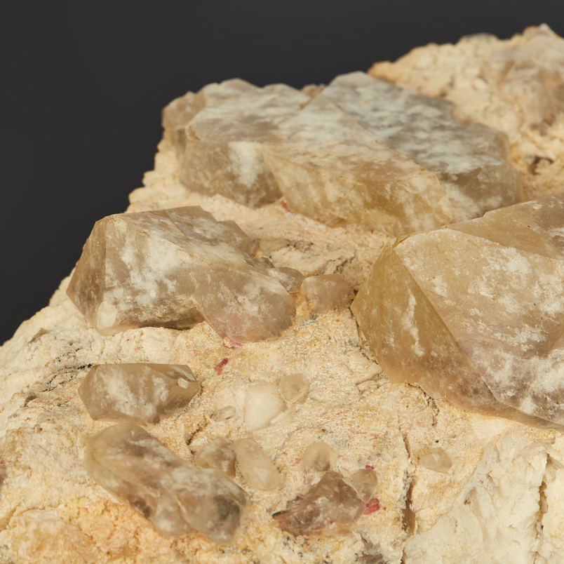 Друза турмалин розовый (рубеллит), раухтопаз Россия (16-20 см)