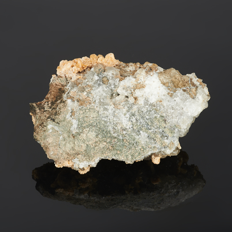 Образец микс гейландит, кальцит, пирит (12-16 см)