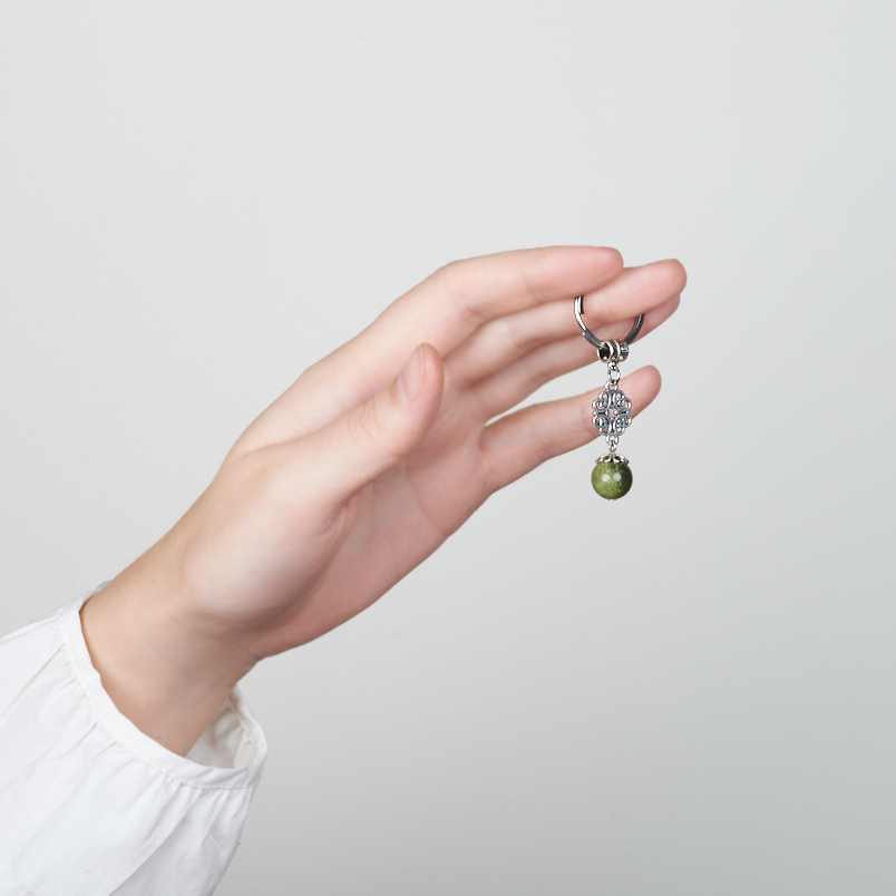 Брелок змеевик Россия (биж. сплав, сталь хир.) 4,5 см