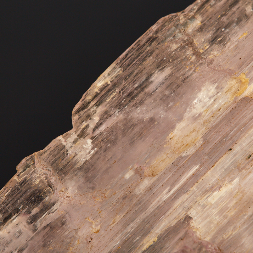 Кристалл кунцит Афганистан (7-12 см)