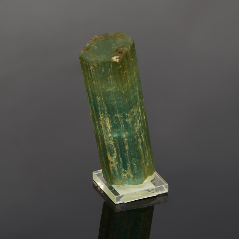 Кристалл аквамарин Россия (ограненный) (7-12 см)