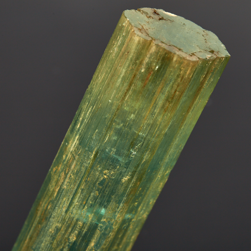 Кристалл аквамарин Россия (ограненный) (7-12 см)