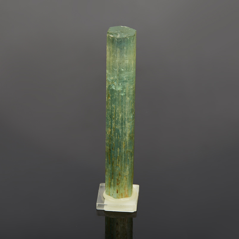 Кристалл аквамарин Россия (ограненный) (7-12 см)