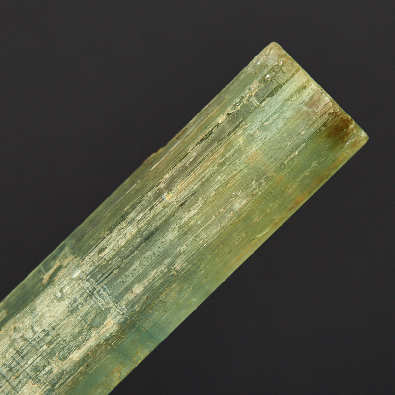 Кристалл аквамарин Россия (ограненный) (7-12 см)