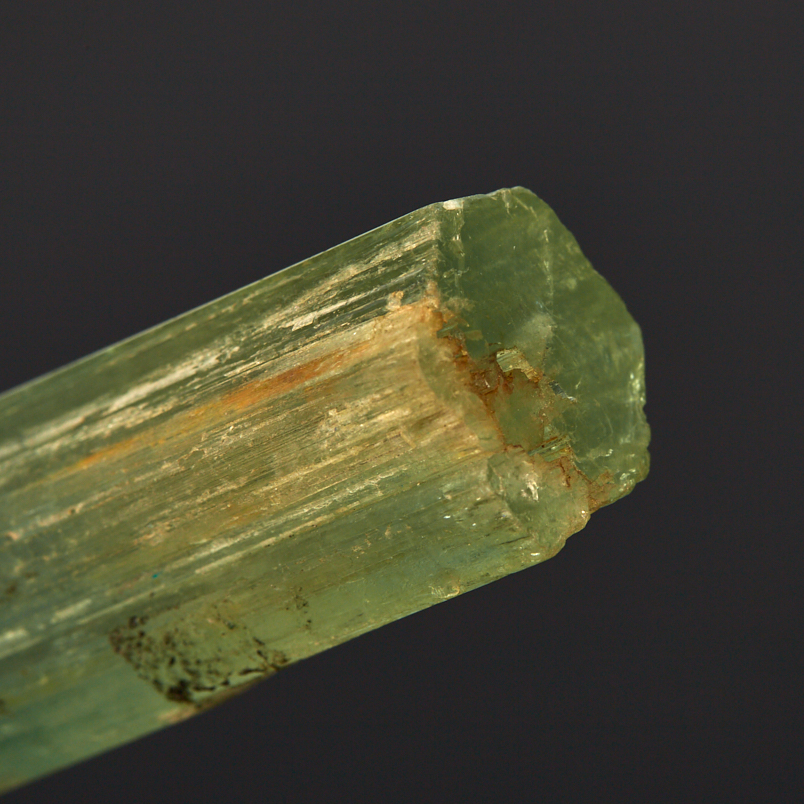 Кристалл аквамарин Россия (ограненный) (7-12 см)