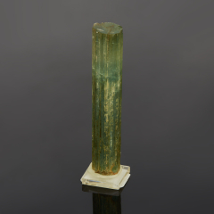 Кристалл аквамарин Россия (ограненный) (7-12 см)