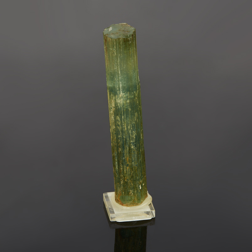 Кристалл аквамарин Россия (ограненный) (7-12 см)