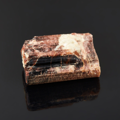 Кристалл турмалин розовый (рубеллит) Россия (4-7 см)