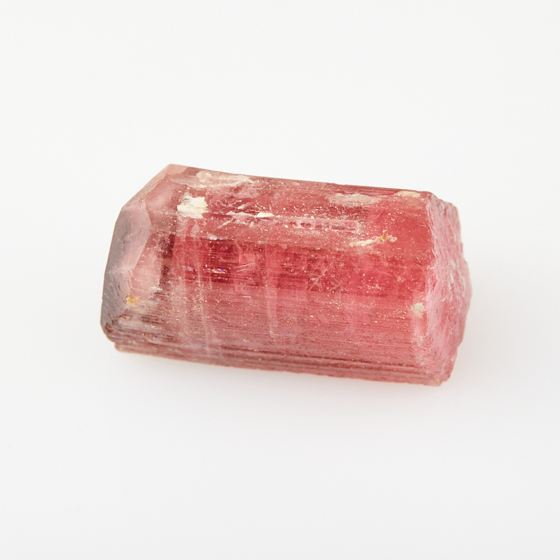 Кристалл турмалин розовый (рубеллит) Россия (ограненный) (3-4&nbsp;см)