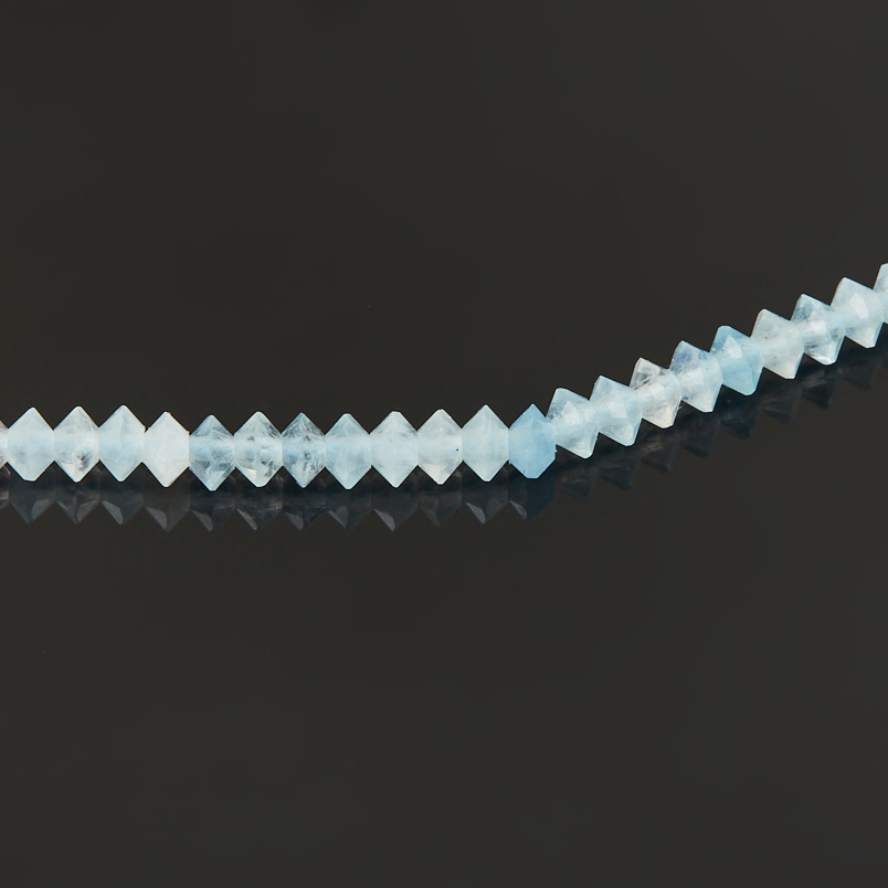 Бусы аквамарин Бразилия (сталь хир.) огранка 3 мм 40 см