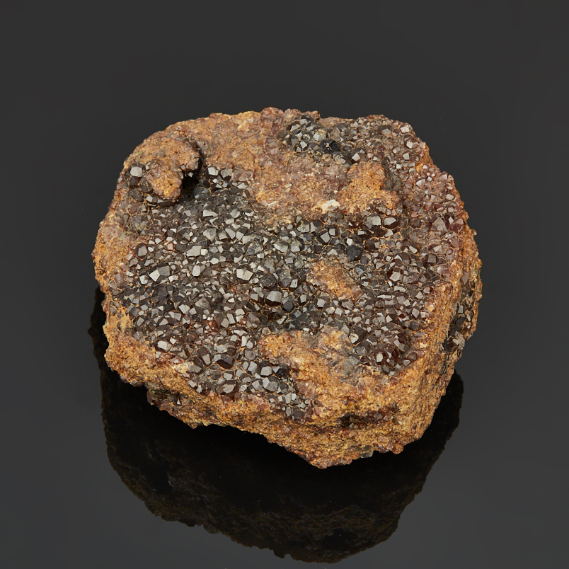 Друза гранат андрадит Россия (7-12&nbsp;см)