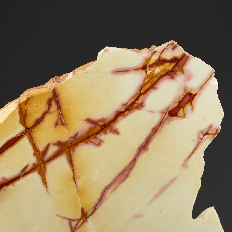 Образец яшма уральская Россия (12-16&nbsp;см)