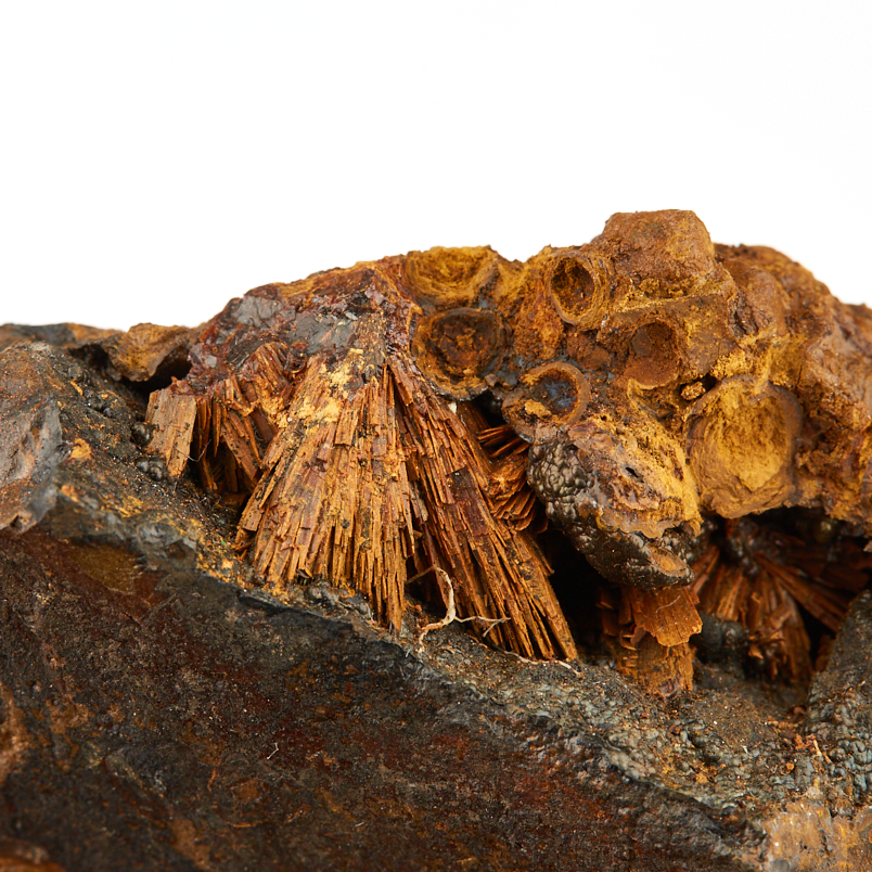 Образец азовскит Россия (7-12&nbsp;см)