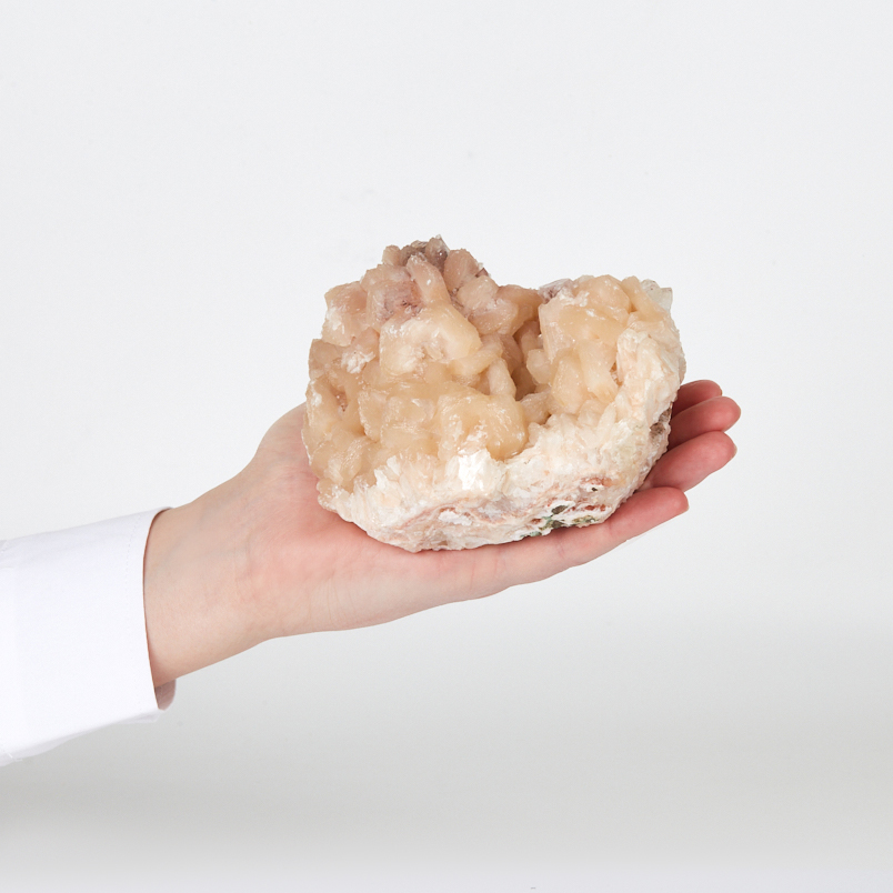 Образец микс апофиллит, стильбит (12-16&nbsp;см)