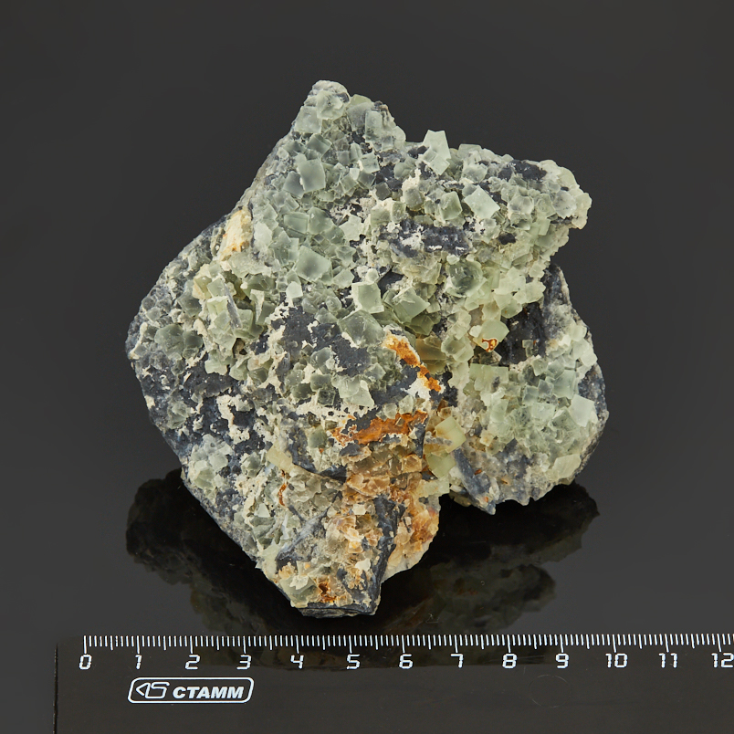 Друза флюорит Китай 9-12&nbsp;см