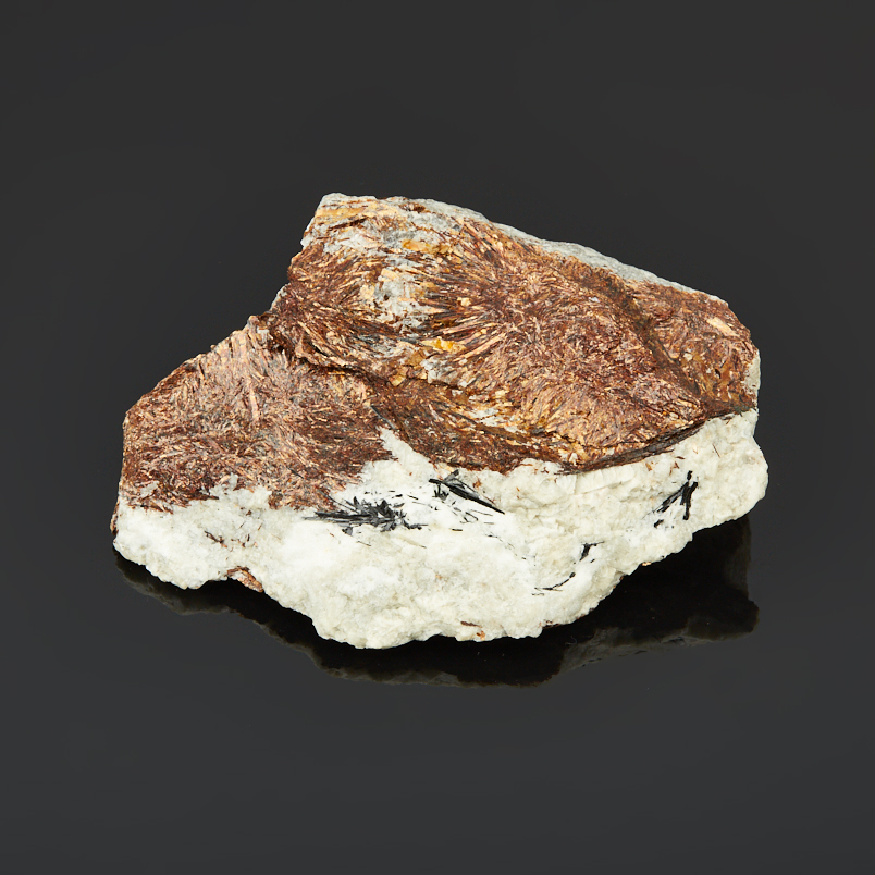 Образец астрофиллит Россия (7-12&nbsp;см)