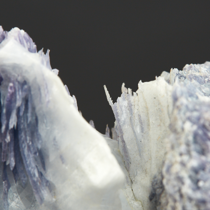 Образец хромамезит Россия (7-12&nbsp;см)