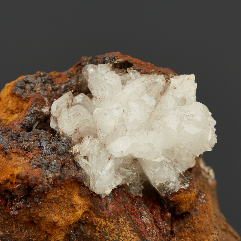 Образец гемиморфит Мексика 5-7&nbsp;см (на подставке)