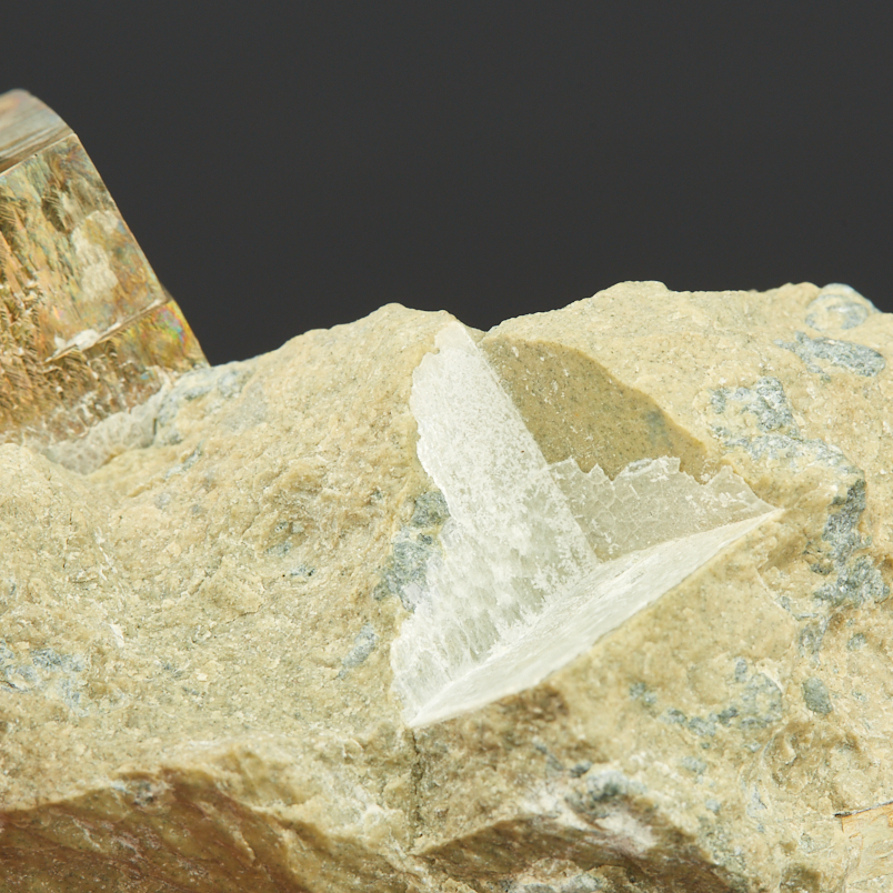 Образец пирит Испания (в породе) (7-12&nbsp;см)