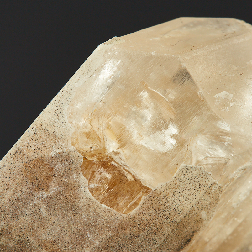 Кристалл данбурит Россия (7-12&nbsp;см)