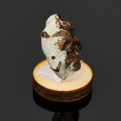 Образец ставролит Россия 2-3 см (на подставке)