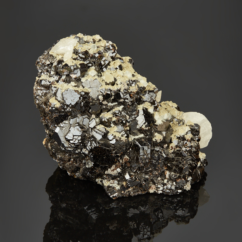 Образец микс кальцит, сфалерит, оптический флюорит 9-12&nbsp;см