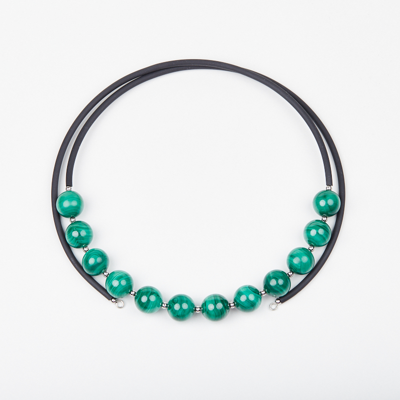 Бусы малахит Конго (биж. сплав, силикон) (колье) 12 мм (регулируемый)