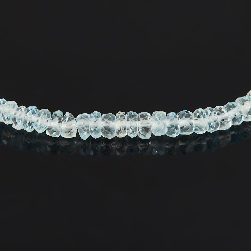 Браслет аквамарин Бразилия (сталь хир.) огранка 3 мм 16 см (+3 см)
