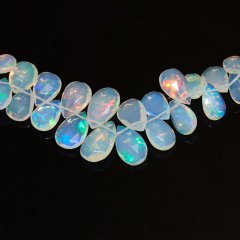 Бусы опал благородный белый Эфиопия (сталь хир.) огранка 42 см (+7 см)