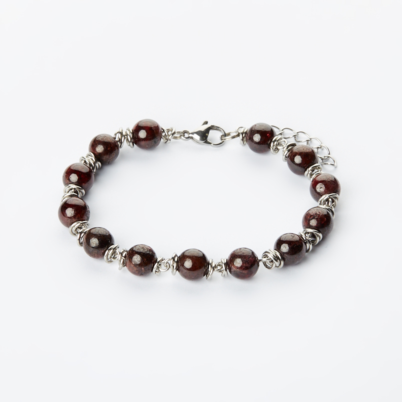 Браслет гранат альмандин Индия (сталь хир.) 8 мм 17 см (+3 см)