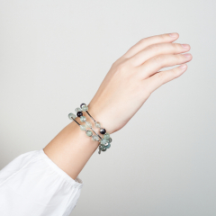 Браслет флюорит (биж. сплав, сталь хир.) пружина 8 мм 17 см (регулируемый)