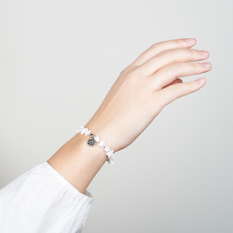 Браслет перламутр белый Индонезия (сталь хир.) 17 см (+3 см)