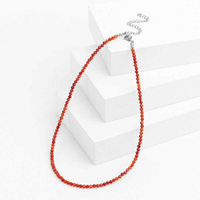 Чокер сердолик Ботсвана (сталь хир.) огранка 3 мм 40 см (+7 см)