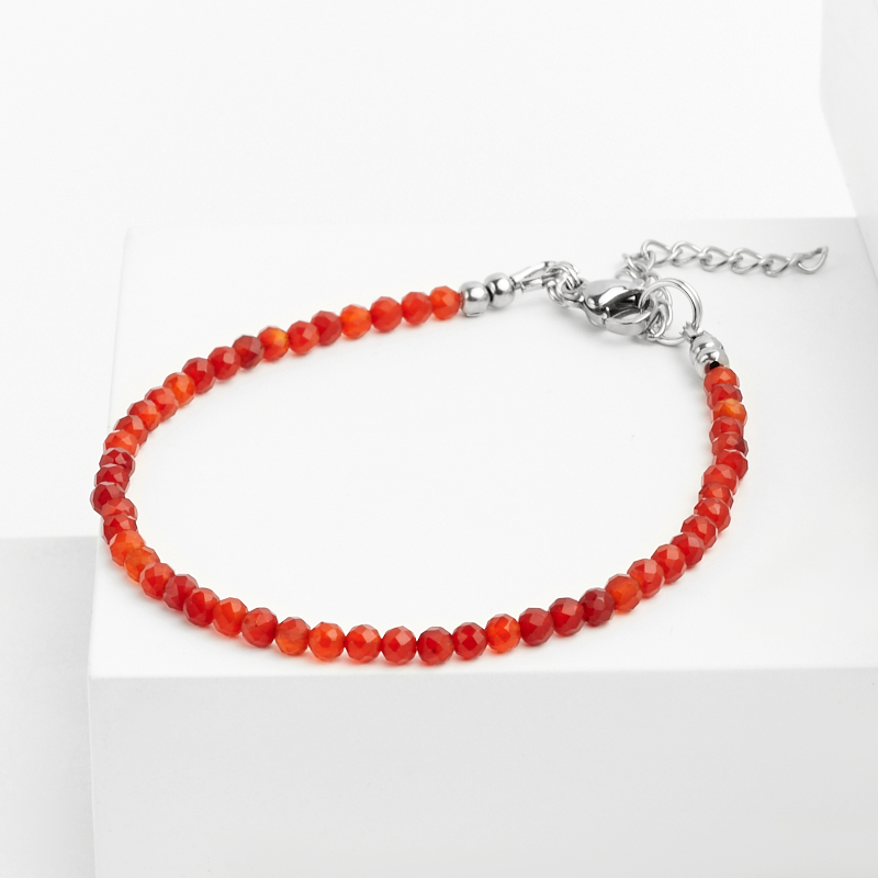 Браслет сердолик Ботсвана (сталь хир.) огранка 3 мм 17 см (+3 см)