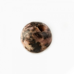 Бусина родонит Россия шарик 4 мм (1 шт)