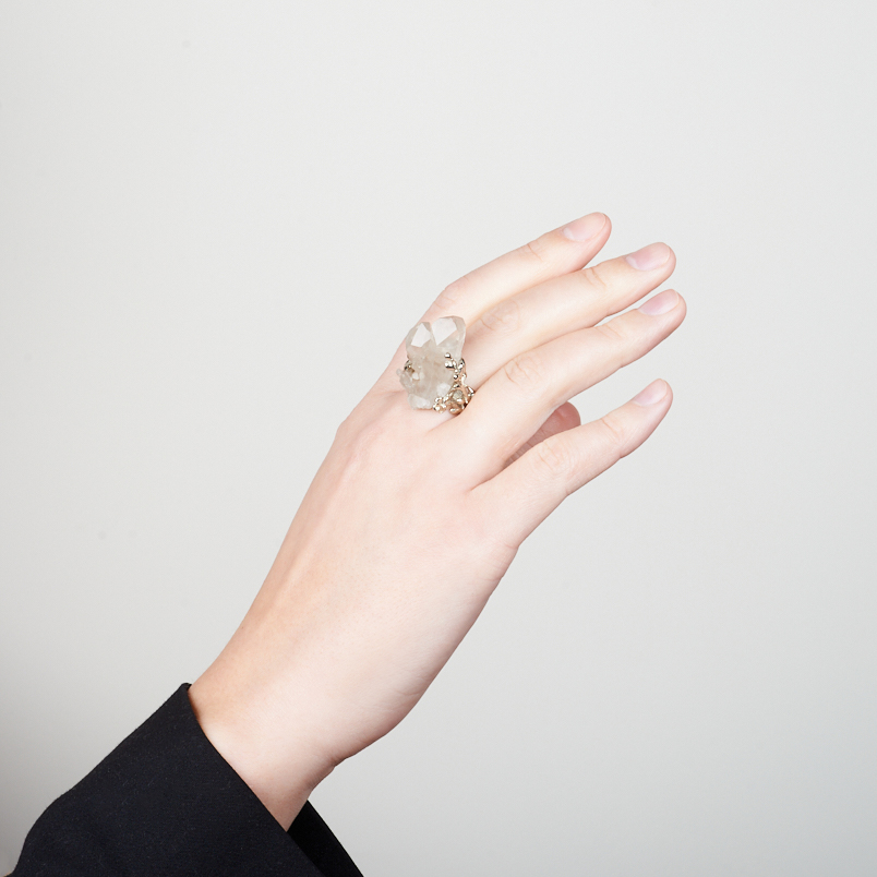 Кольцо горный хрусталь Россия (нейзильбер) размер 19