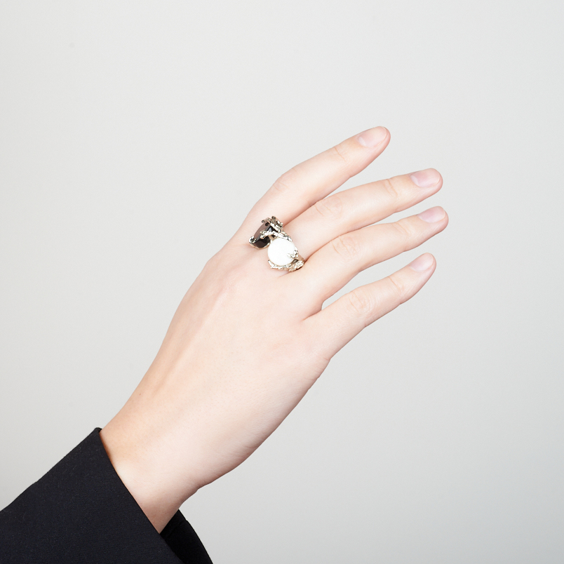 Кольцо микс агат, перламутр (нейзильбер) размер 19