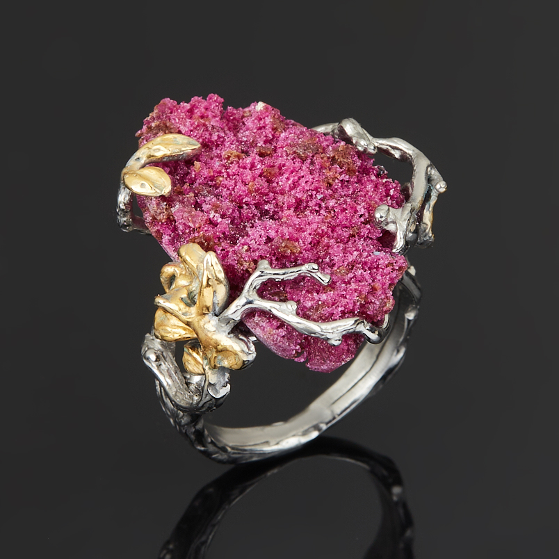 Кольцо корунд рубиновый Индия (нейзильбер платинир., позолота, рутений) размер 18