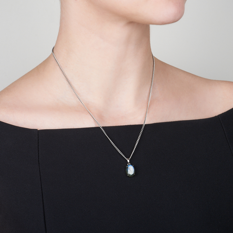 Кулон лабрадор Мадагаскар (серебро 925 пр. родир. бел.) овал огранка