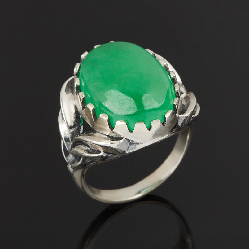 Кольцо жадеит Россия (серебро 925 пр. оксидир.) размер 17,5