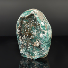 Жеода аметист зелёный Бразилия 12-16 см