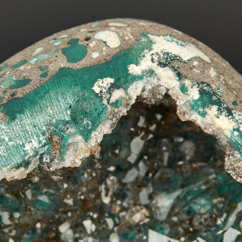 Жеода аметист зелёный Бразилия 12-16&nbsp;см