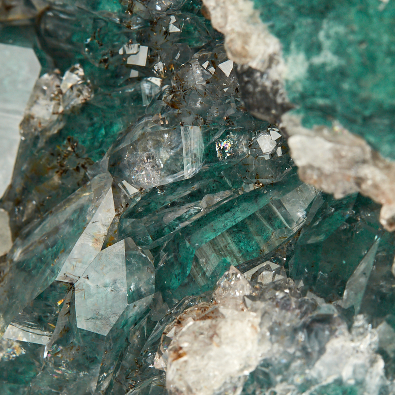 Жеода аметист зелёный Бразилия 12-16&nbsp;см