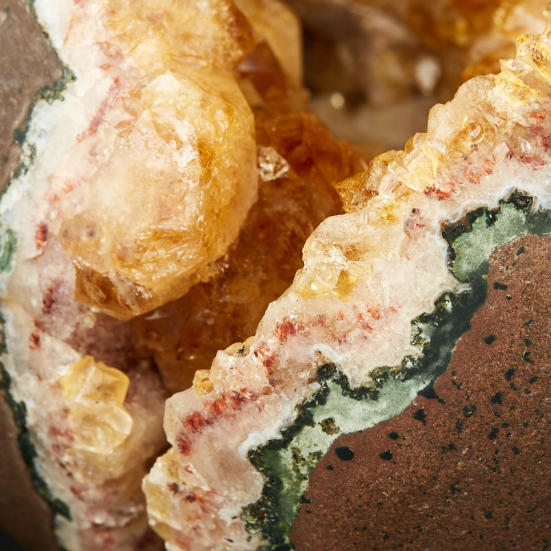 Друза цитрин Бразилия 16-20&nbsp;см (на подставке)