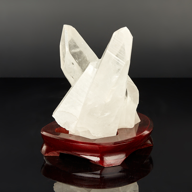 Кристалл кварц лемурийский Бразилия 12-16&nbsp;см (сросток, на подставке)