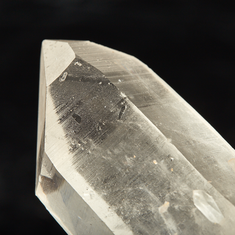 Кристалл кварц лемурийский Бразилия 16-20&nbsp;см (сросток, на подставке)